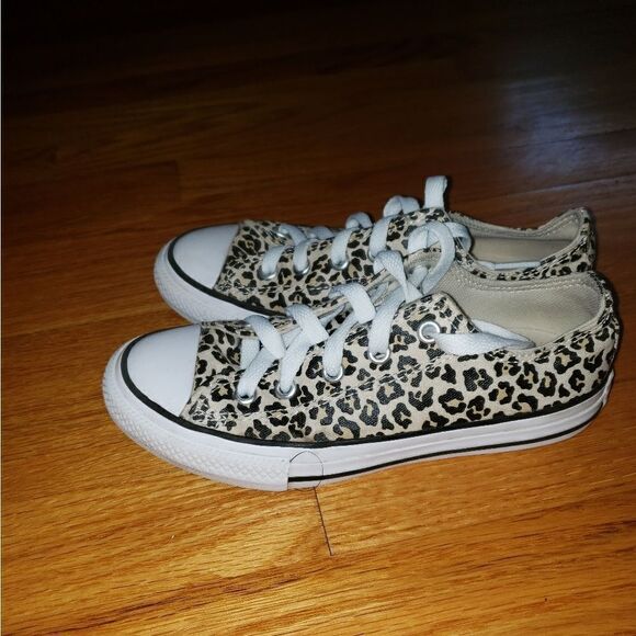 Converse All Star Leppard Print Sneakers Kids Size 13.5 - Picture 1 of 7
